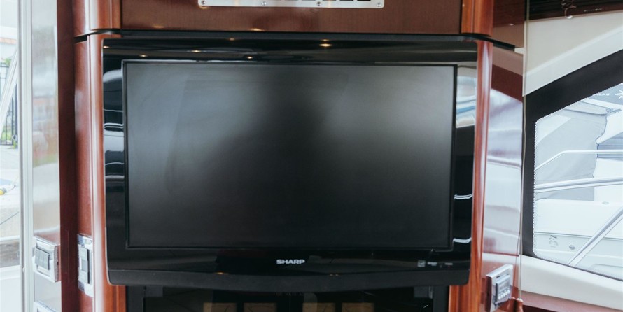 Sea Ray 390 Sedan Bridge