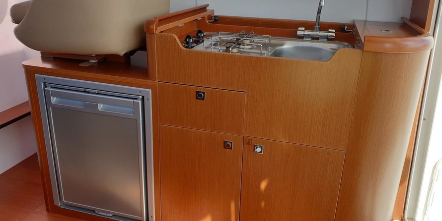 Jeanneau Merry Fisher 8