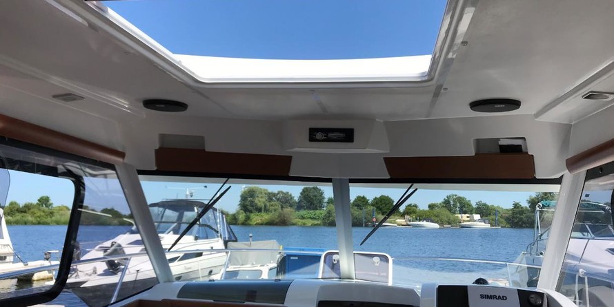 Jeanneau Merry Fisher 8