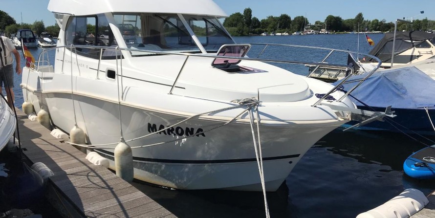 Jeanneau Merry Fisher 8