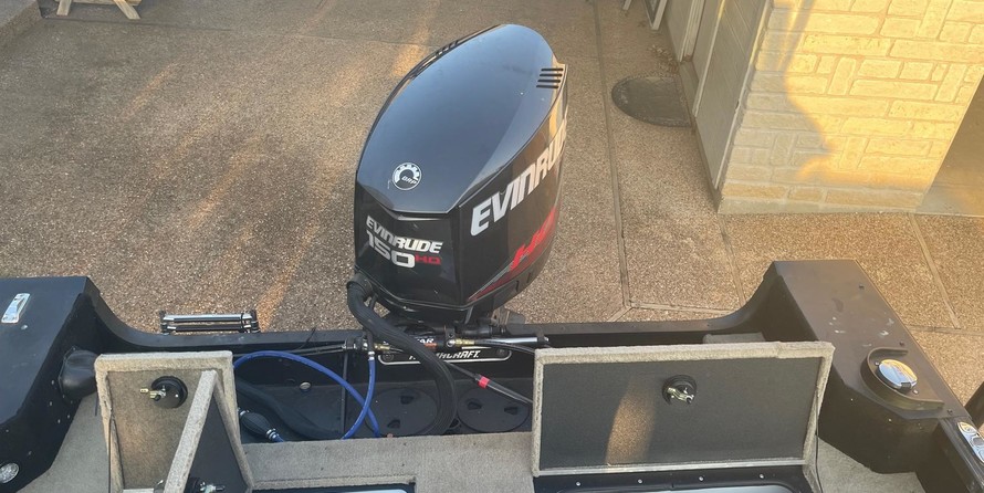 Alumacraft Competitor 205 CS