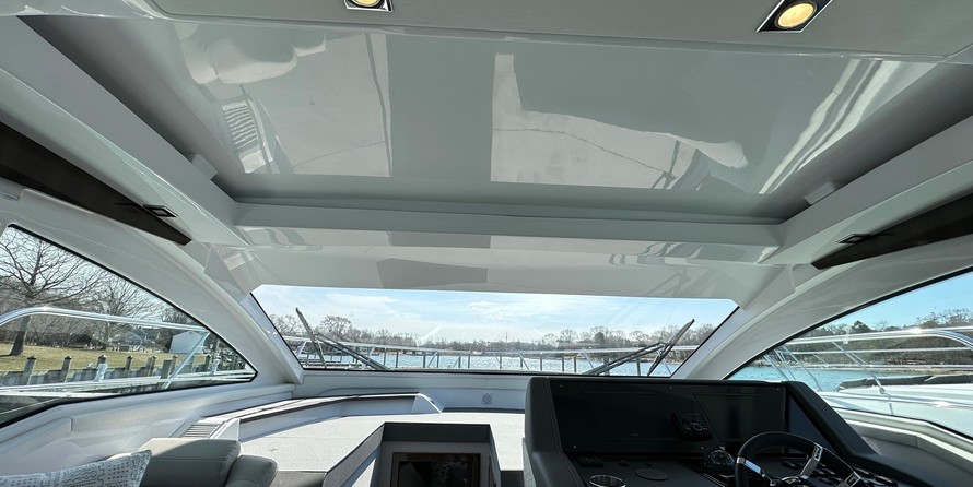 Cruisers Yachts 42 Cantius