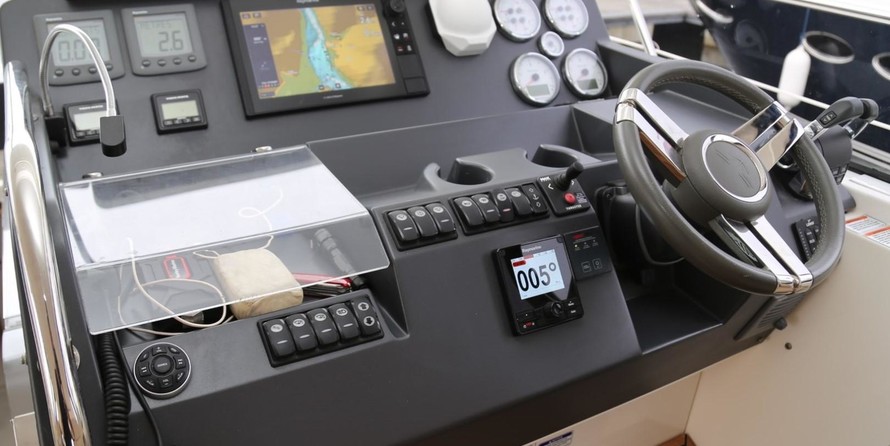 Sealine SC42