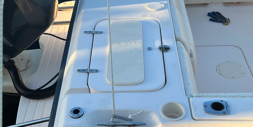 Grady-White Freedom 225