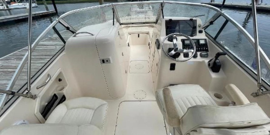 Grady-White Freedom 225