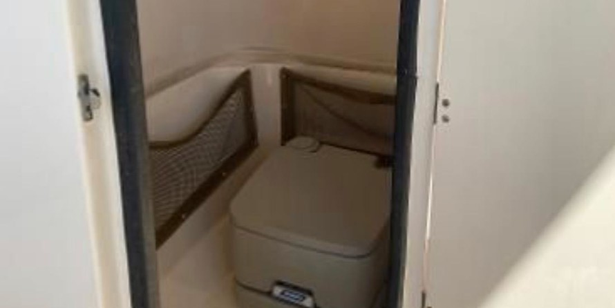 Grady-White Freedom 225