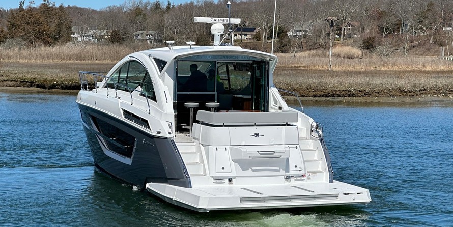 Cruisers Yachts 50 Cantius