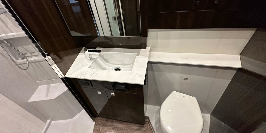 Cruisers Yachts 50 Cantius
