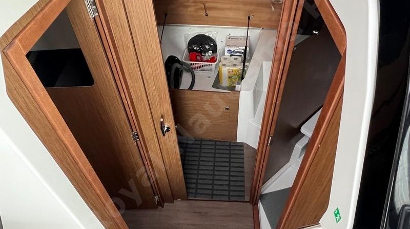 Jeanneau Merry Fisher 895