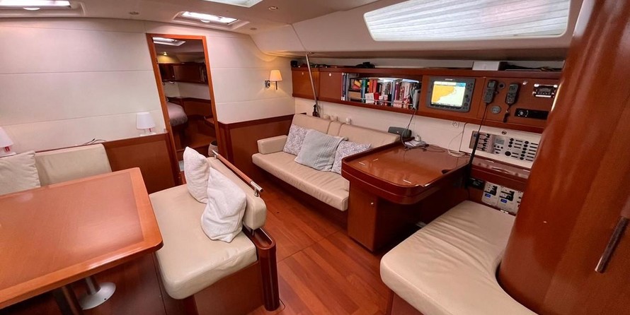 Beneteau Oceanis 54