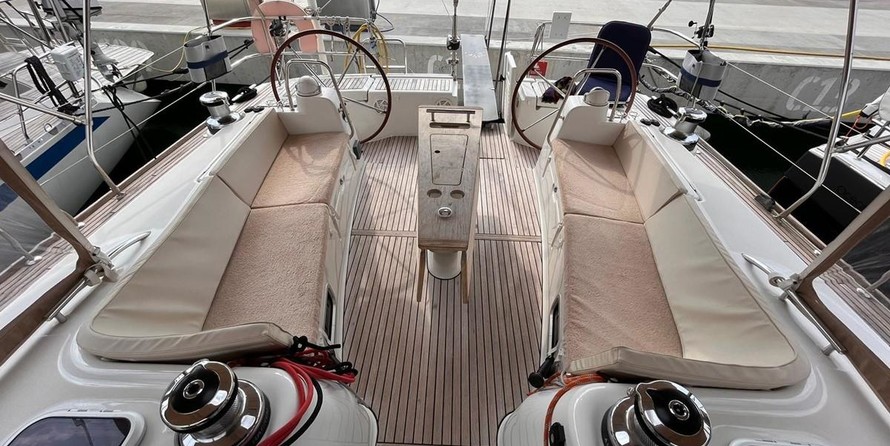 Beneteau Oceanis 54
