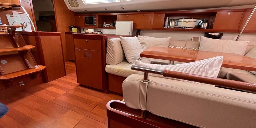 Beneteau Oceanis 54