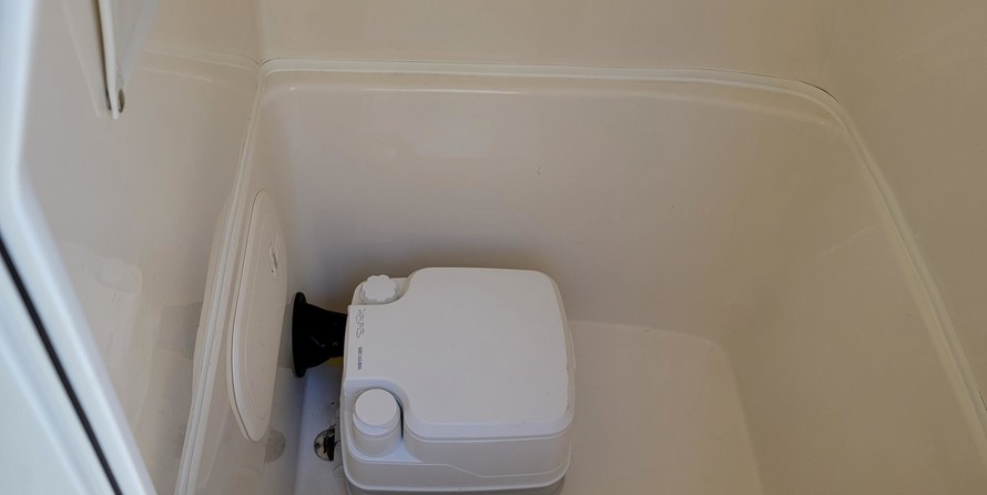 Cobia 217 center console