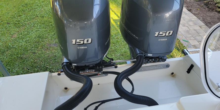 Cobia 217 center console