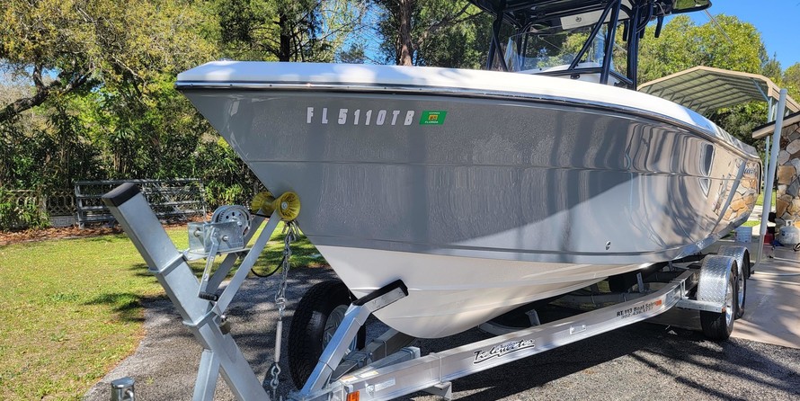 Cobia 217 center console