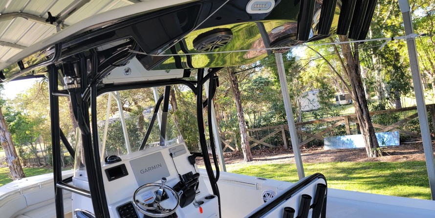 Cobia 217 center console