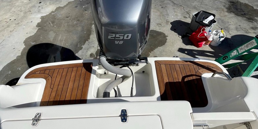 Chris-Craft Catalina 23