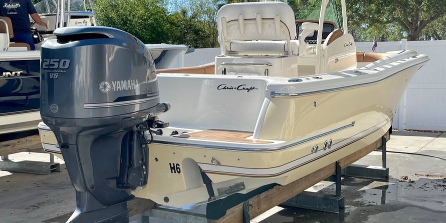 Chris-Craft Catalina 23