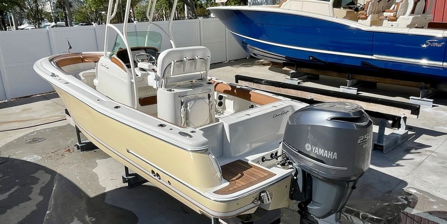 Chris-Craft Catalina 23