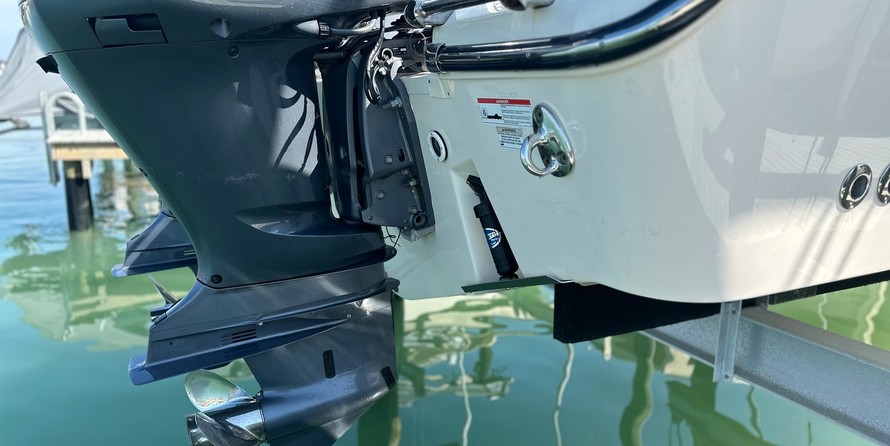 Grady-White Canyon 306