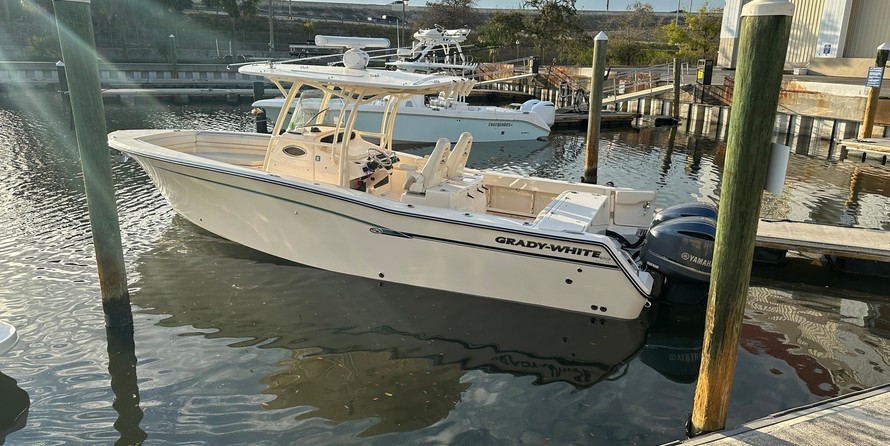 Grady-White Canyon 306