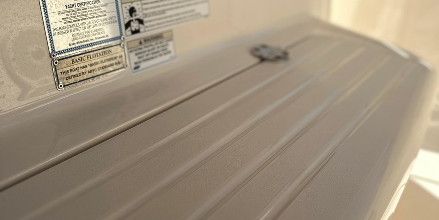 Grady-White Canyon 306