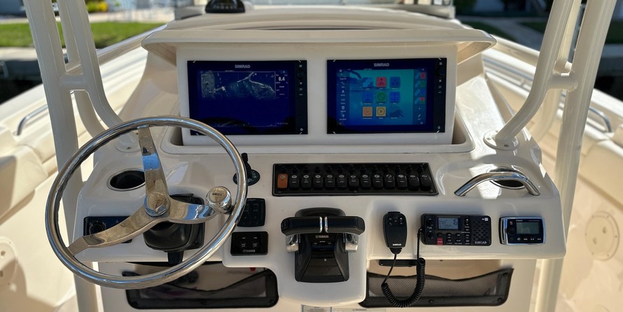 Grady-White Canyon 306