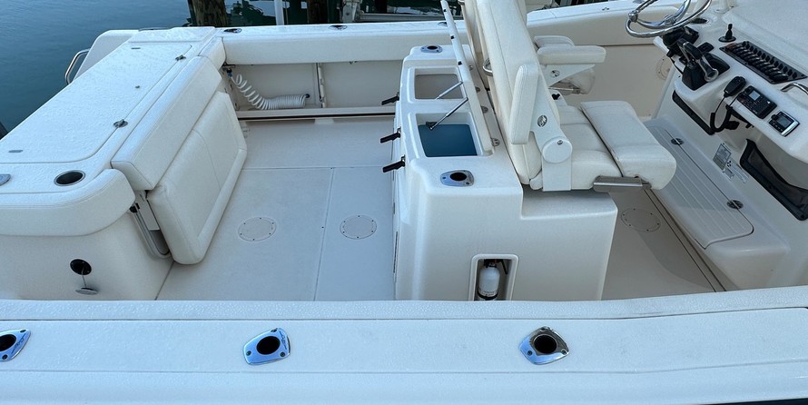 Grady-White Canyon 306