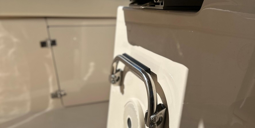 Grady-White Canyon 306