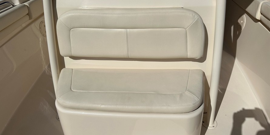 Grady-White Canyon 306