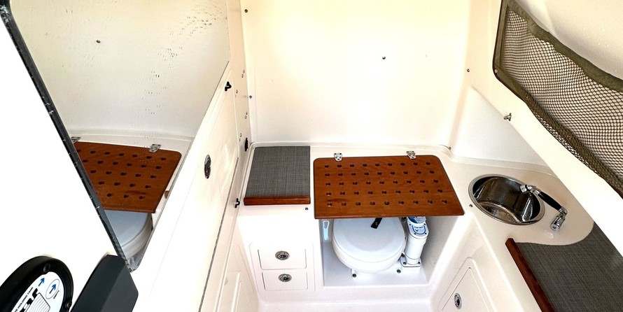 Grady-White Canyon 306