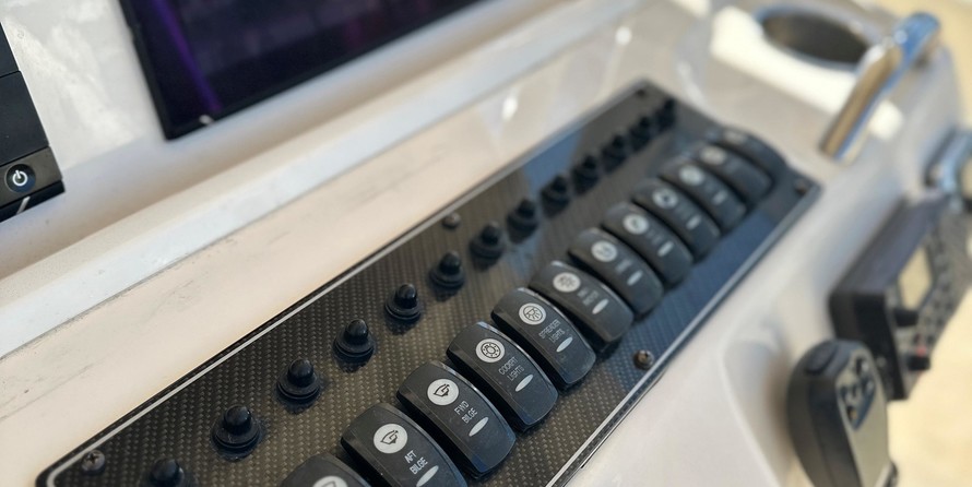 Grady-White Canyon 306