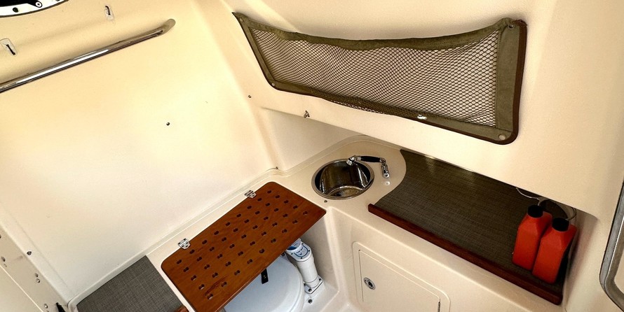 Grady-White Canyon 306