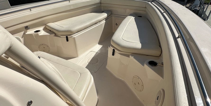 Grady-White Canyon 306