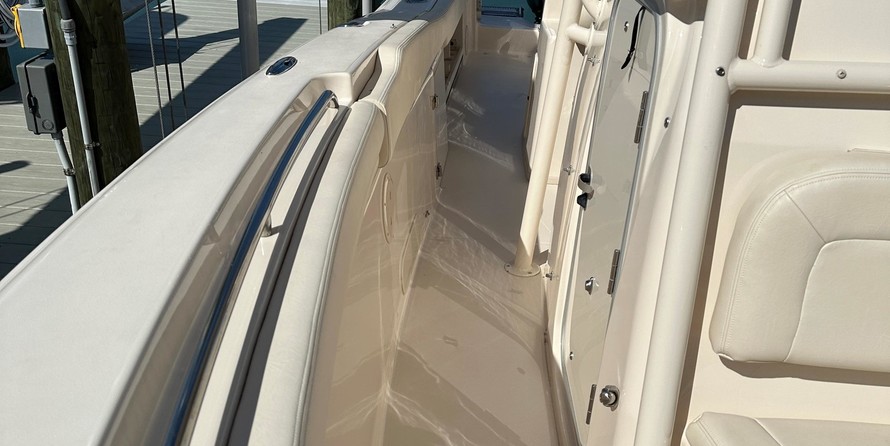 Grady-White Canyon 306