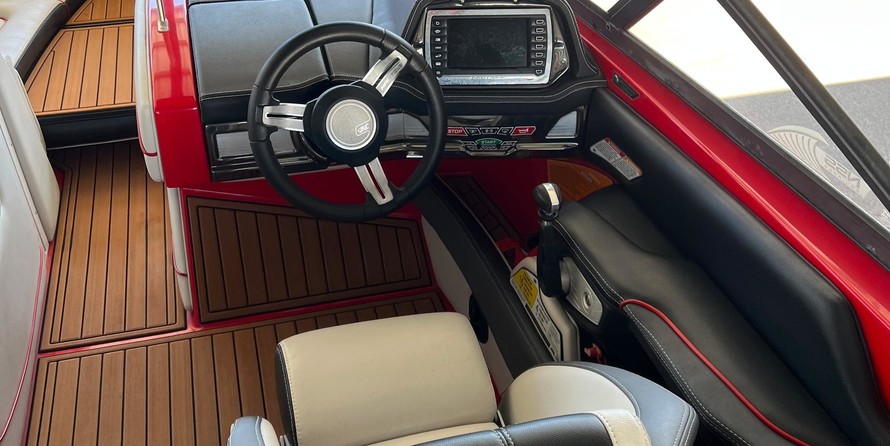 Super Air Nautique G23