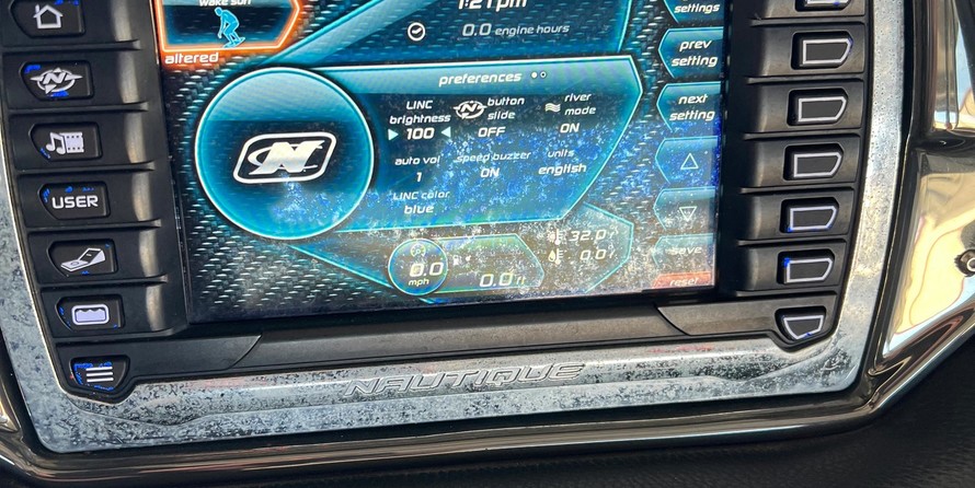 Super Air Nautique G23