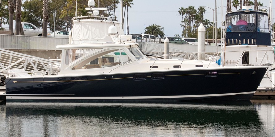Mjm yachts 40z