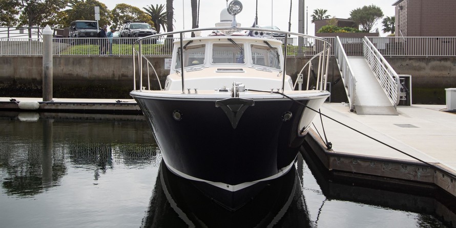 Mjm yachts 40z