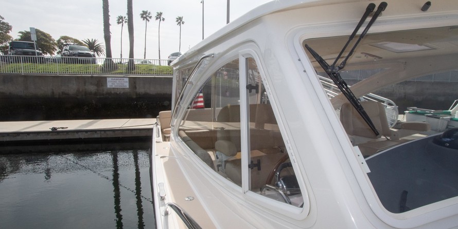Mjm yachts 40z