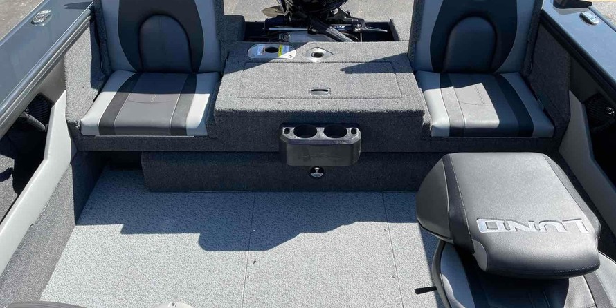 Lund Boats 1875 Crossover XS