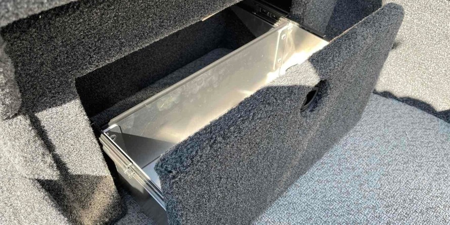 Lund Boats 1875 Crossover XS