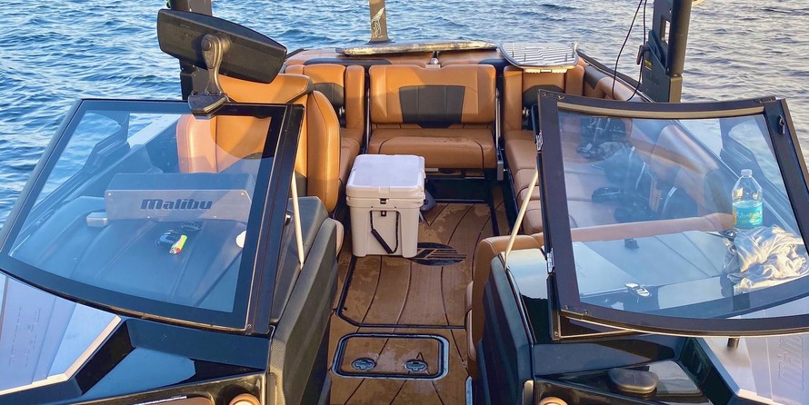 Malibu Wakesetter 25 LSV