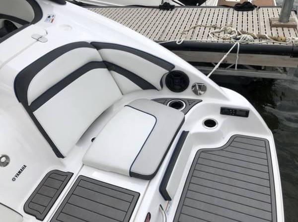 Yamaha 242 LIMITED S E-SERIES