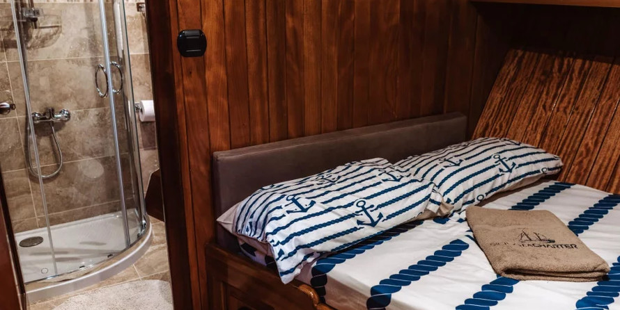 Motor sailor mauritius 43