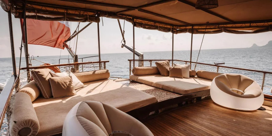 Motor sailor mauritius 43