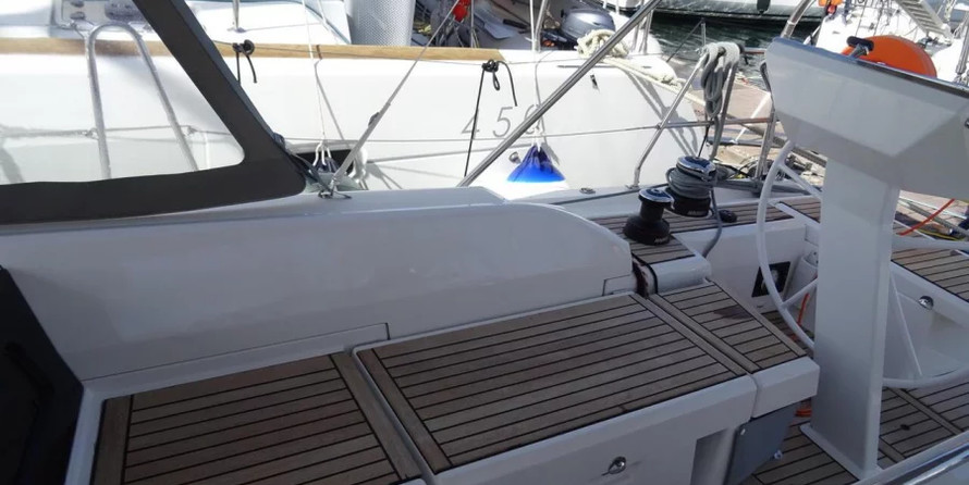 Beneteau Oceanis 46.1