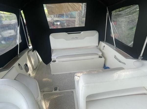 Sea Ray 255 Sundancer