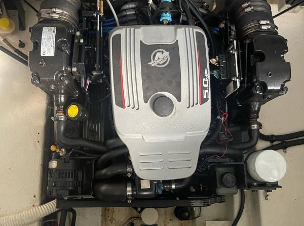 Sea Ray 255 Sundancer