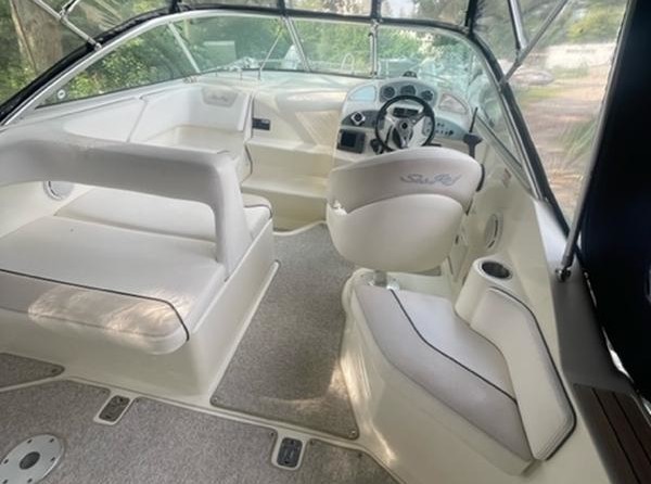 Sea Ray 255 Sundancer